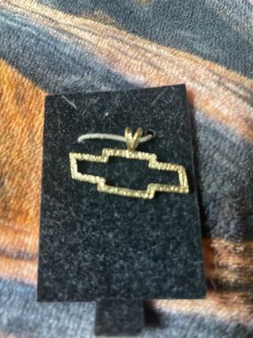 14k Solid Gold Chevy Open Bow tie Emblem Automobile Pendant